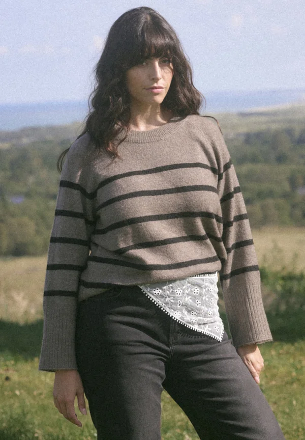 ERINA - Strickpullover - morel melange black stripe