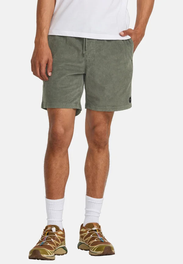 ESCAPE - Shorts - mottled green