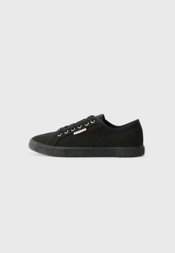 ESS VULC - Sneaker low - triple black