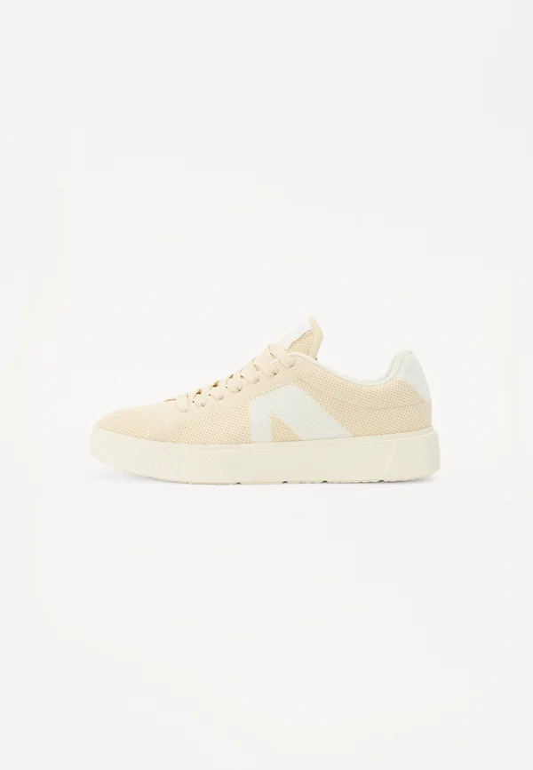 ESSENCE UNISEX - Sneaker low - tofu white