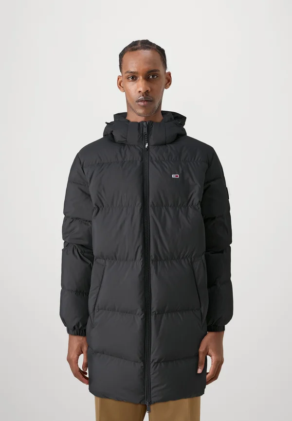ESSENTIAL - Daunenmantel - black