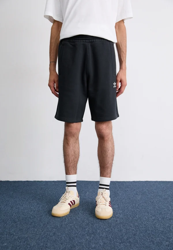 ESSENTIAL - Jogginghose - black
