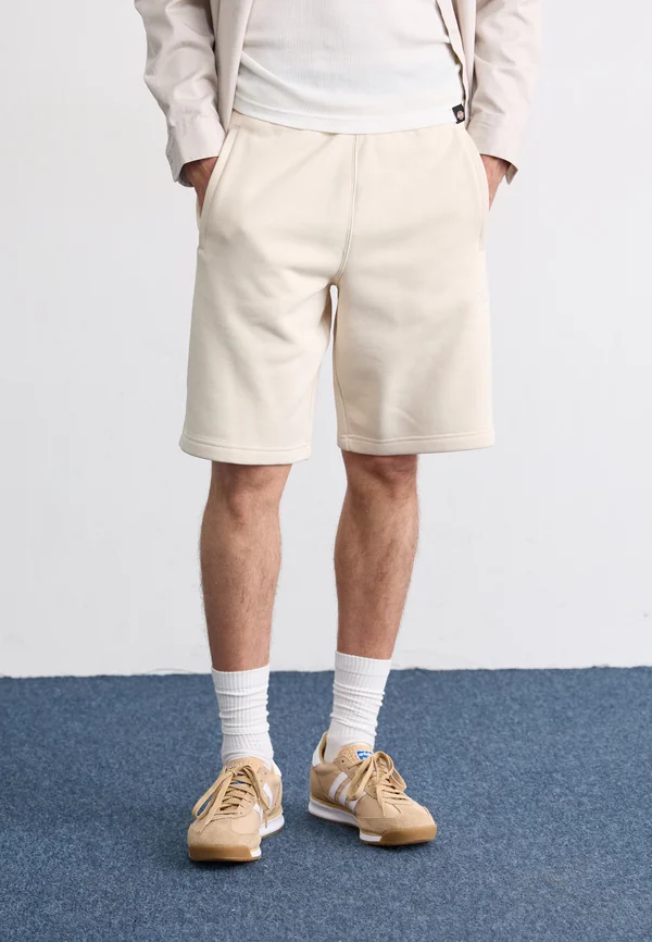 ESSENTIAL - Jogginghose - white