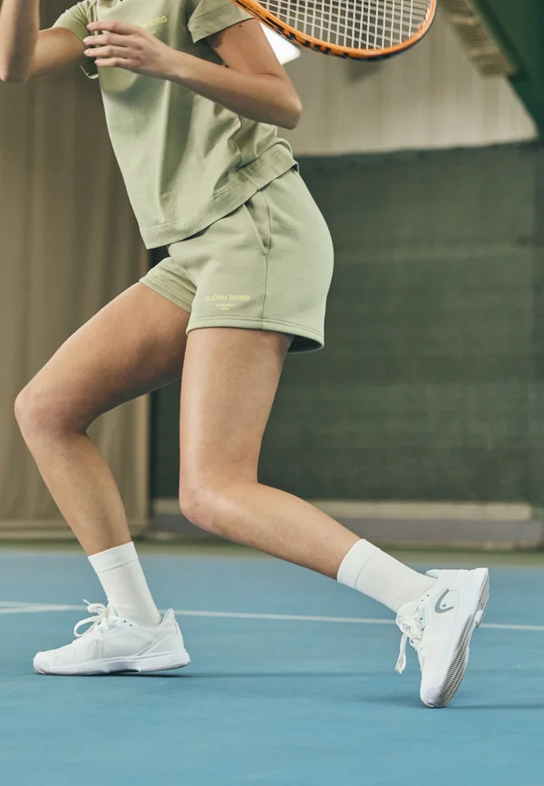 ESSENTIAL  - Kurze Sporthose - tea