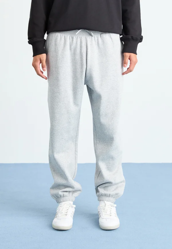 ESSENTIAL RELAXED STRAIGHT JOGGER - Jogginghose - light grey heather