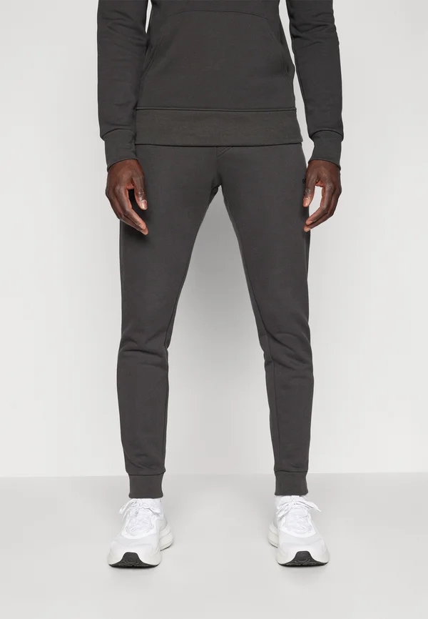 ESSENTIAL SWEATPANTS - Jogginghose - pirate black