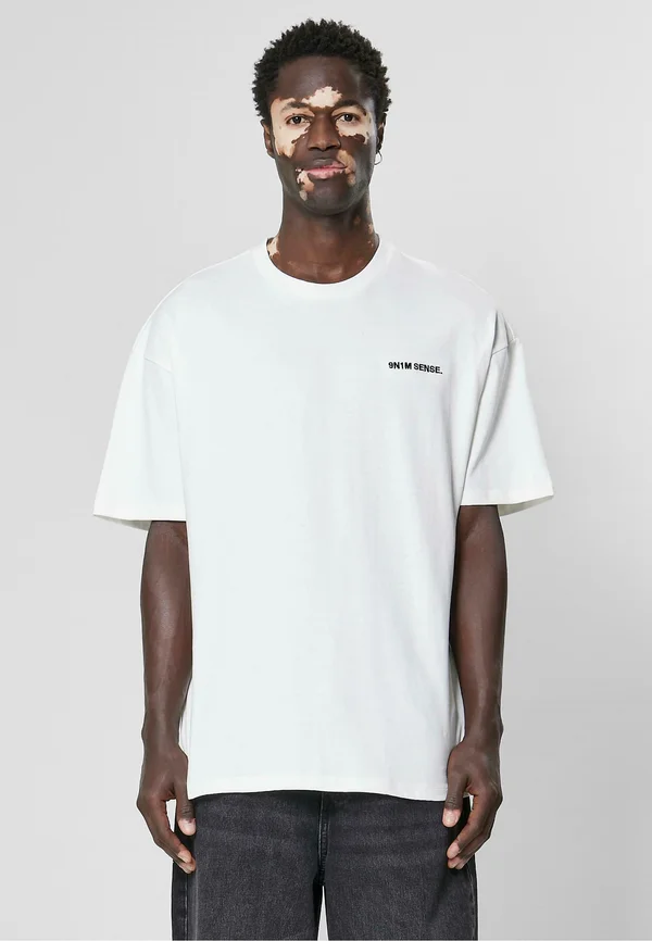 ESSENTIAL - T-Shirt basic - off white