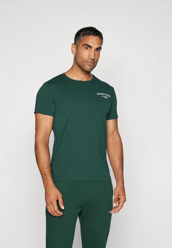 ESSENTIAL - T-Shirt basic - pine grove