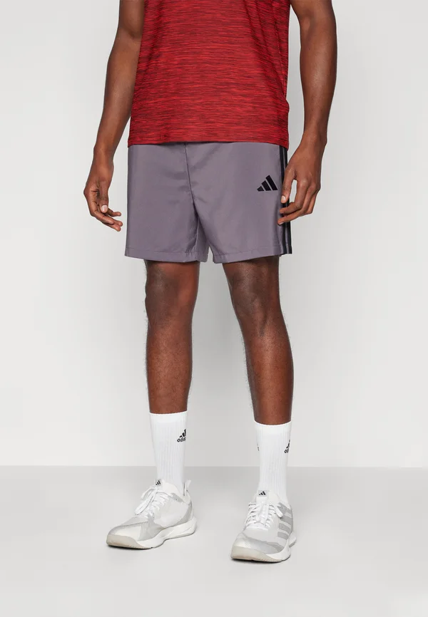 ESSENTIALS 3-STRIPES CHELSEA - Kurze Sporthose - grey strata/black