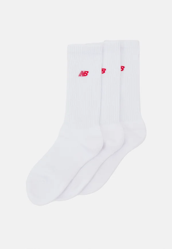 ESSENTIALS CUSHIONED CREW SOCKS PATCH LOGO 3 PACK - Socken - white