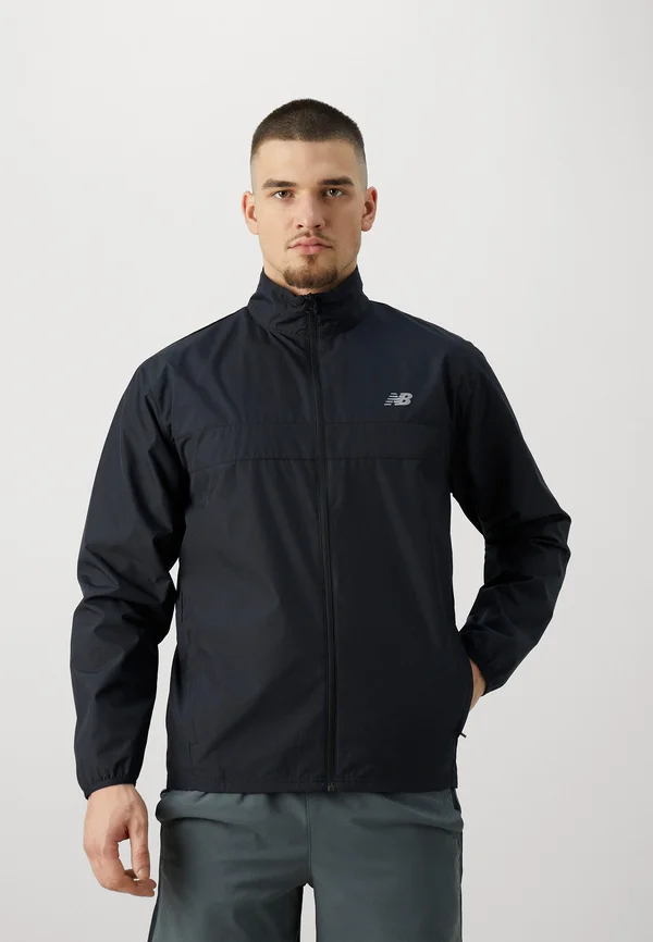 ESSENTIALS - Laufjacke - black