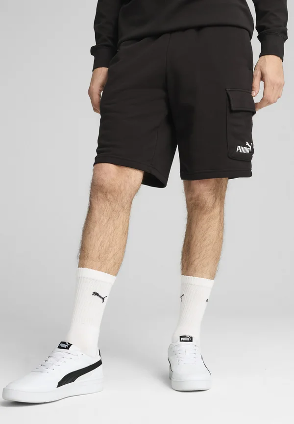 ESSENTIALS LOGO - Shorts - black