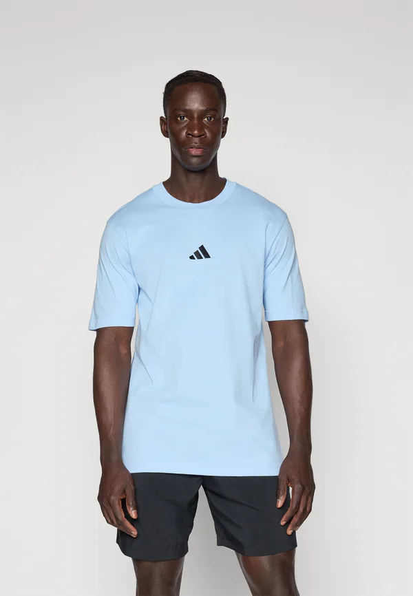 ESSENTIALS SMALL LOGO SINGLE  - T-Shirt basic - glow blue/black