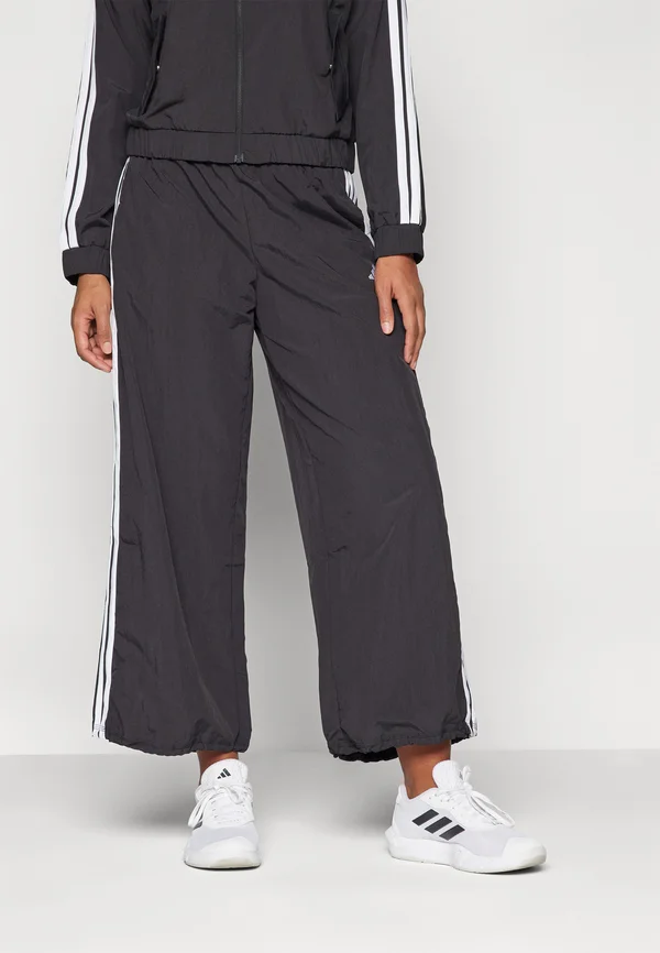 ESSENTIALS STRIPES LIFESTYLE PARACHUTE - Jogginghose - black/white