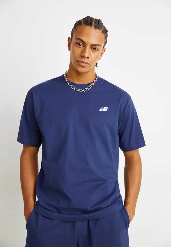 ESSENTIALS - T-Shirt basic - navy