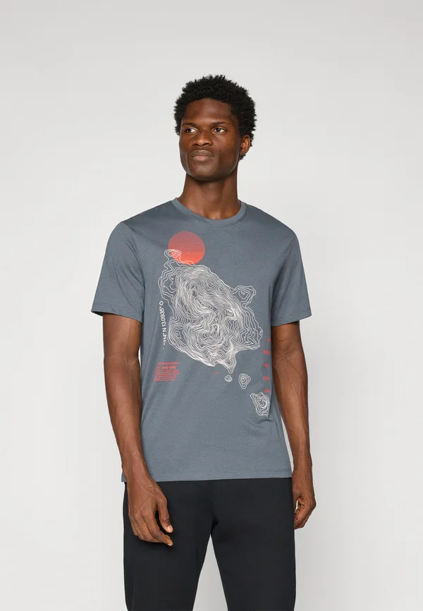 EXPLORE GRAPHIC TEE - T-Shirt print - mountain mist