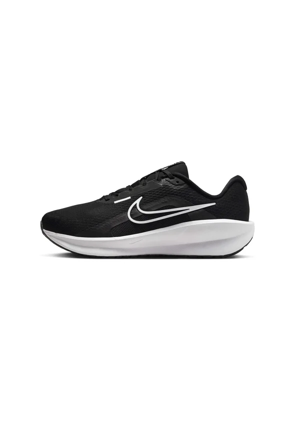 EXTRA WIDE DOWNSHIFTER 13 - Laufschuh Straße - black dark smoke grey white