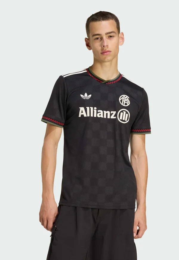 FC BAYERN 2025/2026 THIRD KIT TEAM - Vereinsmannschaften - black   halo ivory