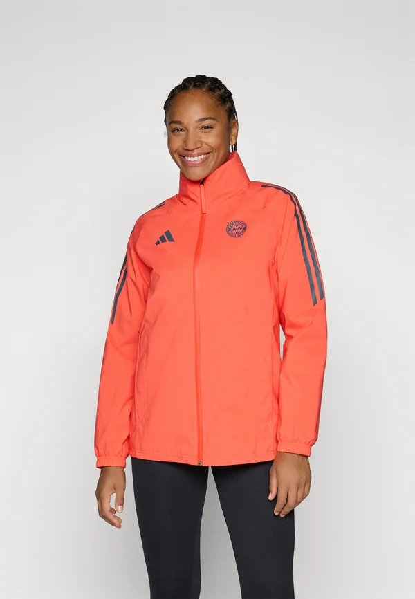 FC BAYERN 2025/2026 TIRO24 RAIN JACKET - Vereinsmannschaften - easy coral