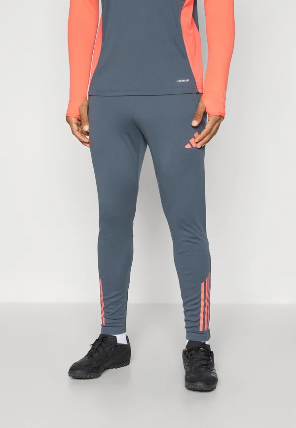 FC BAYERN 2025/2026 TIRO25 COMPETITION TRAINING PANTS - Vereinsmannschaften - bold onix