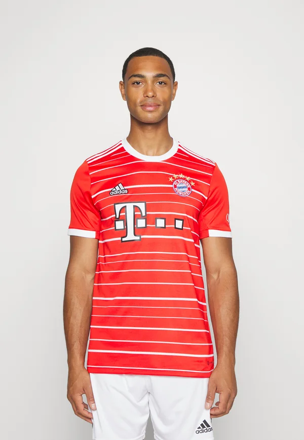 FC BAYERN MÜNCHEN HOME - Vereinsmannschaften - red