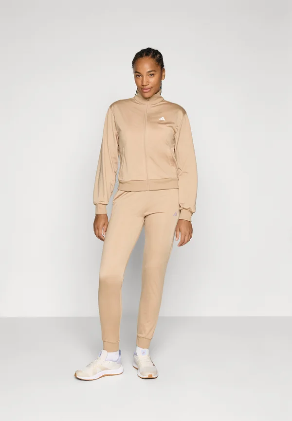 FEELCOZY - Trainingsanzug - warm sandstone