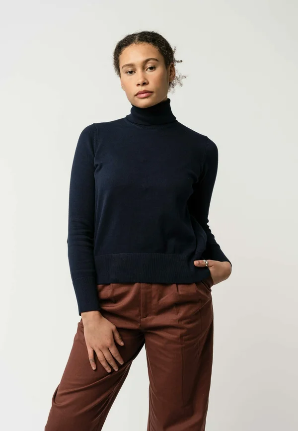 FEIN ROLLKRAGEN MAYURA - Strickpullover - dark blue
