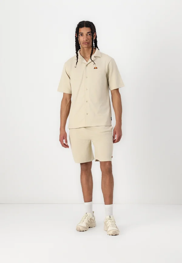 FINITA SET - Shorts - beige