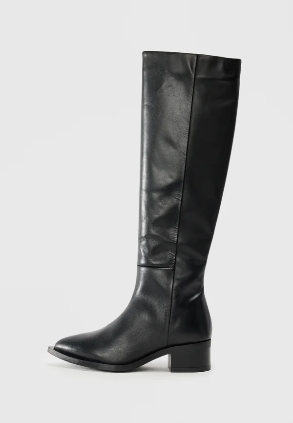FINKA - Stiefel - black