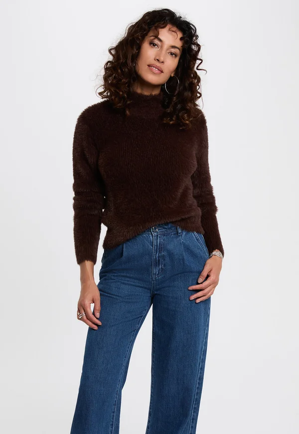 FITTED CROPPED - Strickpullover - marron foncé