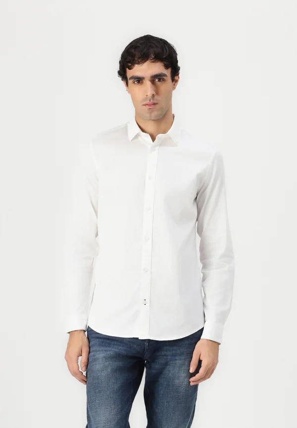 FITTED STRUCTURE SHIRT - Businesshemd - white