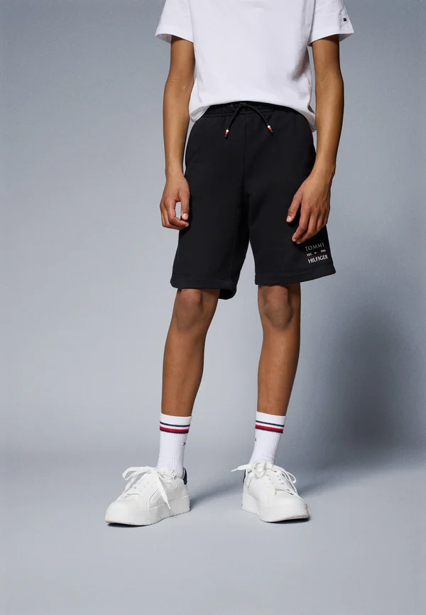 FLAG - Shorts - black