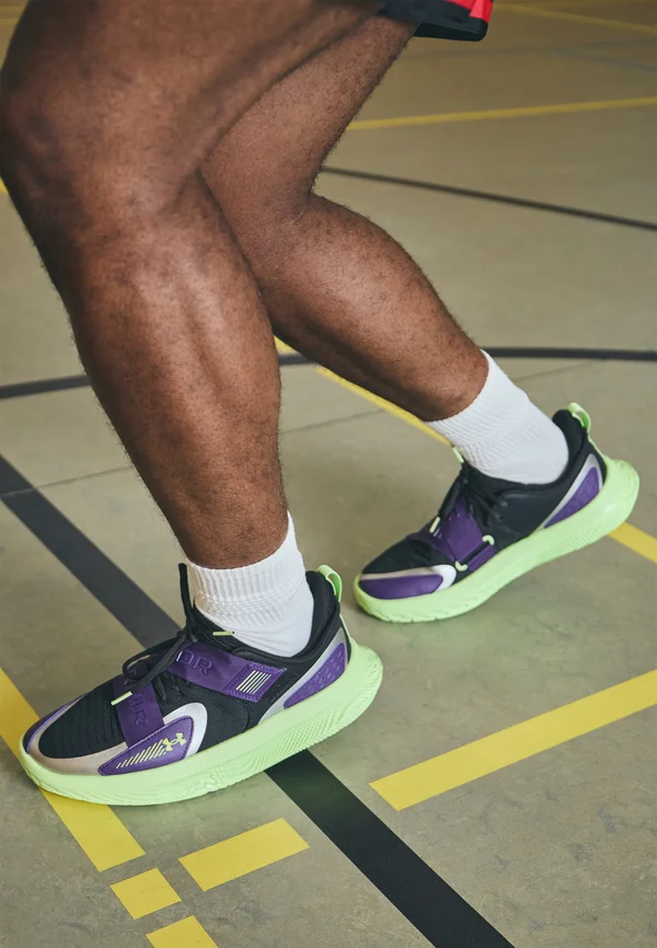 FLOW FUTR X 4 SOS - Basketballschuh - black/purple/morph green