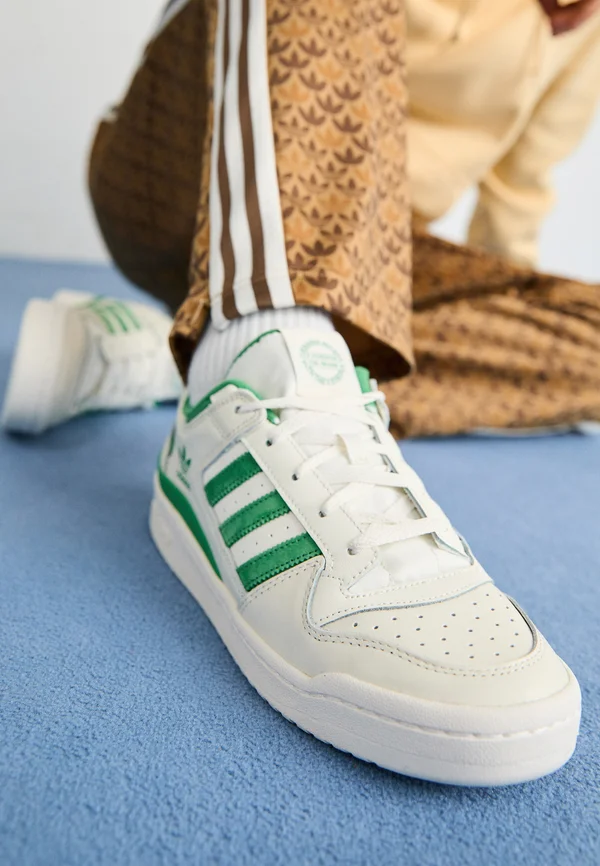 FORUM UNISEX - Sneaker low - cloud white/preloved green