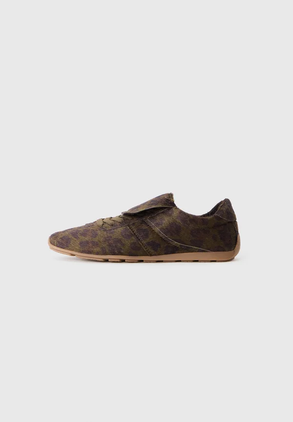 FORWARD - Sneaker low - brown