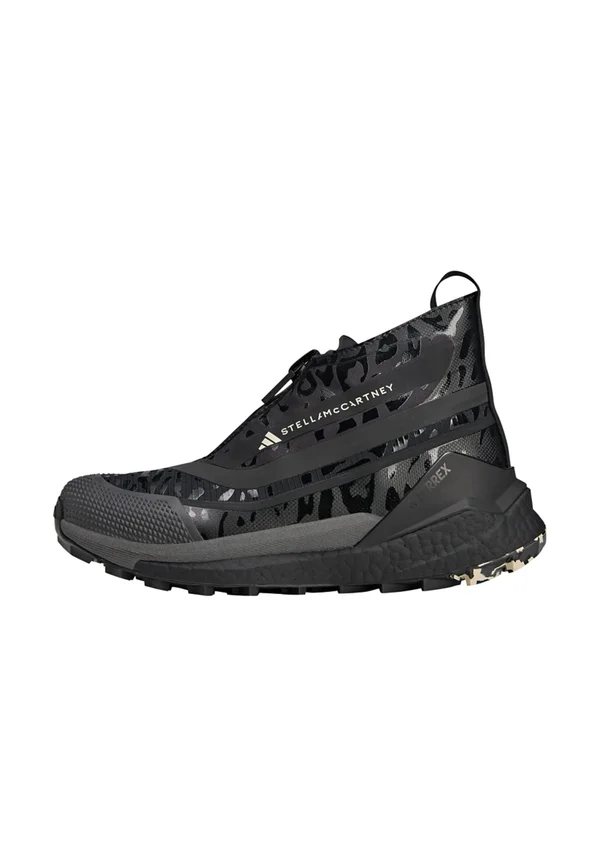 FREE GORE-TEX - Hikingschuh - core black/utility black/almond milk smc