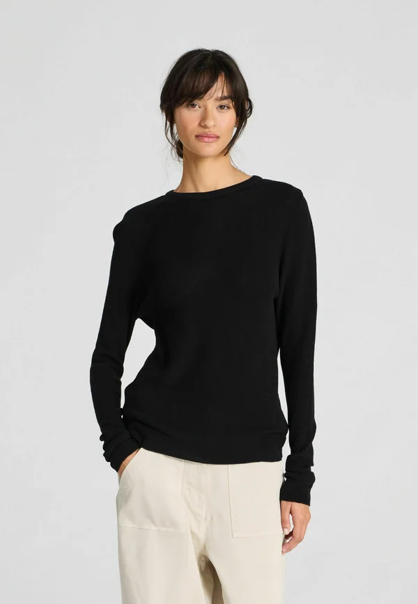FREJA - Strickpullover - black