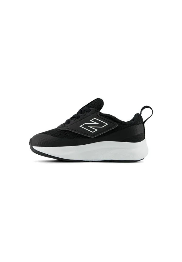 FRESH FOAM 625 UNISEX - Laufschuh Straße - black white