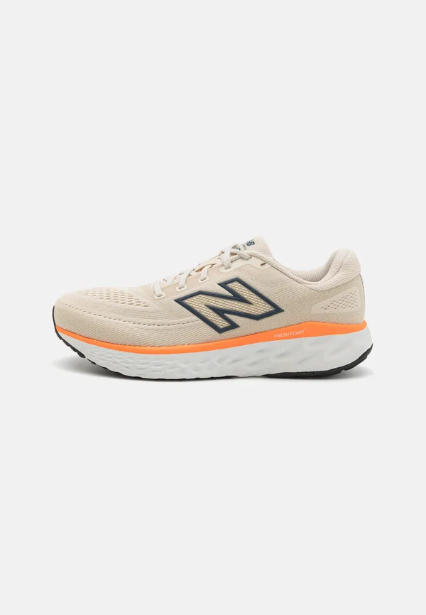 FRESH FOAM X EVOZ V4 - Laufschuh Straße - linen