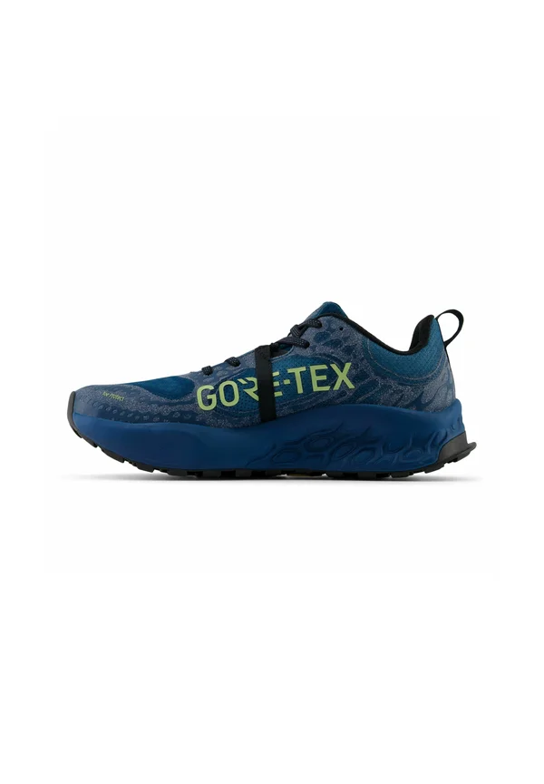 FRESH FOAM X HIERRO V8 GTX - Sneaker low - green black