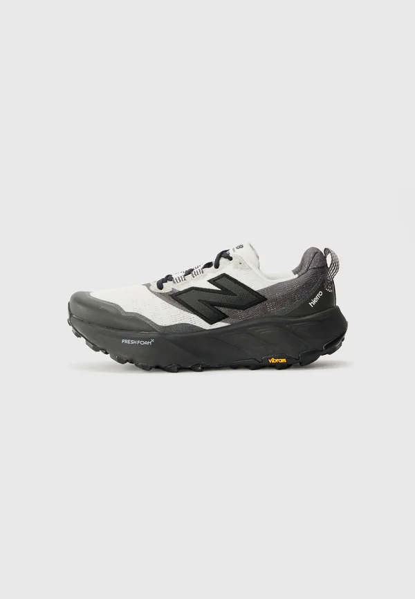 FRESH FOAM X HIERRO V9 - Laufschuh Trail - white