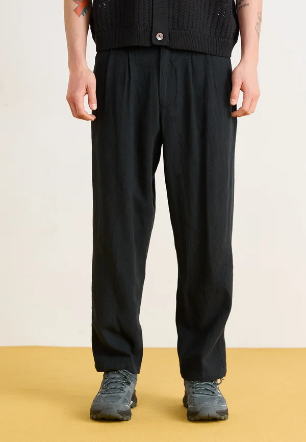 FUBAR PLEATED PANT - Stoffhose - digital black