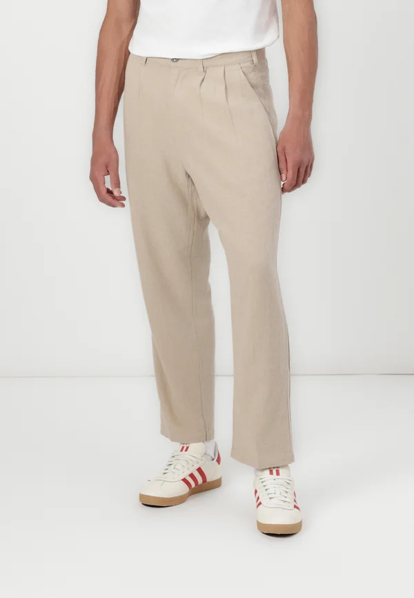 FUBAR PLEATED PANT - Stoffhose - oatmeal