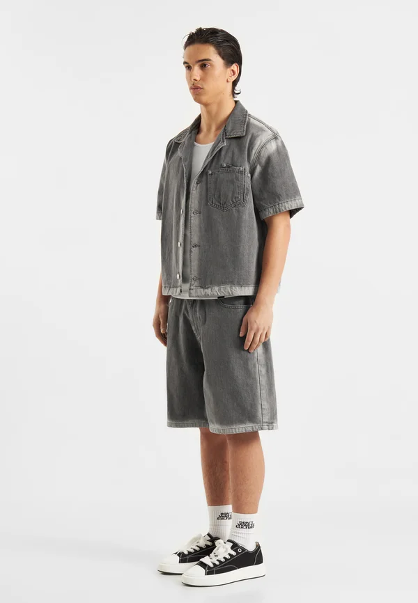 FYORI UNISEX - Jeans Shorts - washed grey