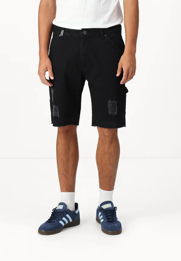 GARA CARPENTER - Jeans Shorts - black