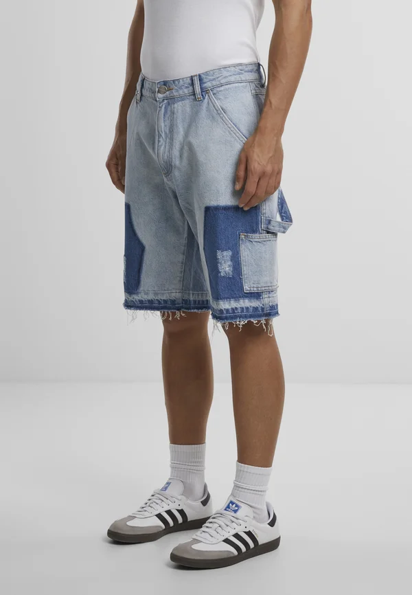 GARA CARPENTER - Jeans Shorts - light blue