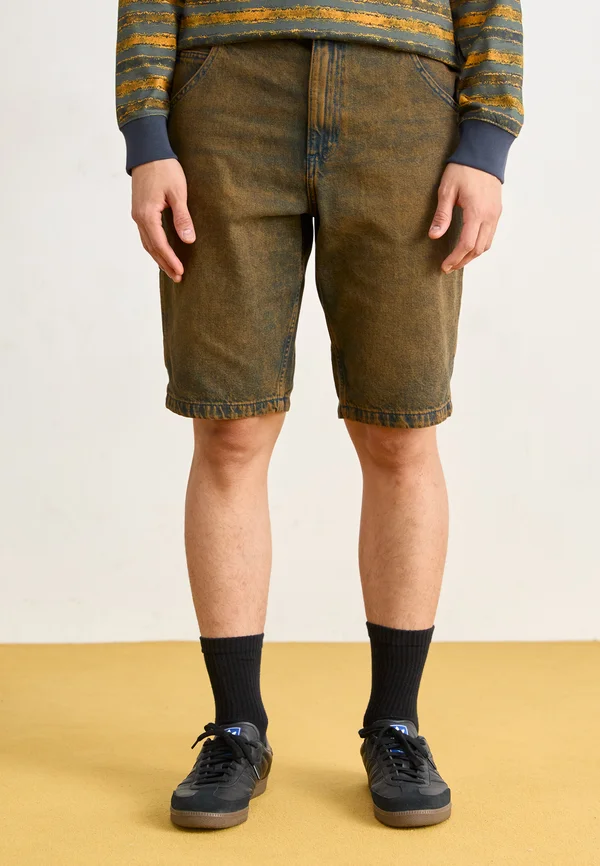 GARYVILLE - Jeans Shorts - indigo brown tinted