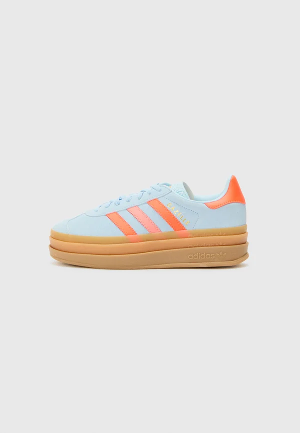 GAZELLE BOLD UNISEX - Sneaker low - clear sky/solar red/gold-coloured