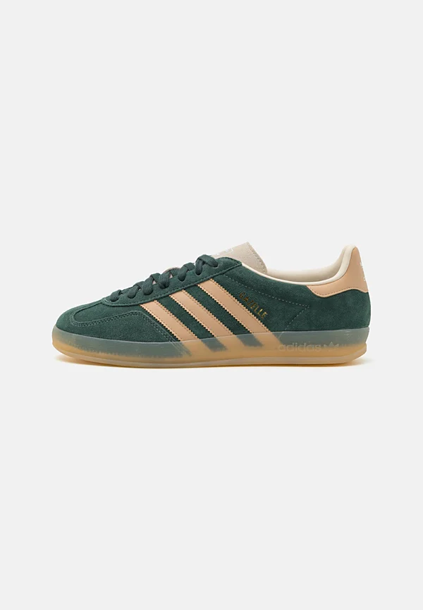 GAZELLE INDOOR UNISEX - Sneaker low - shadow green/warm sandstone/white