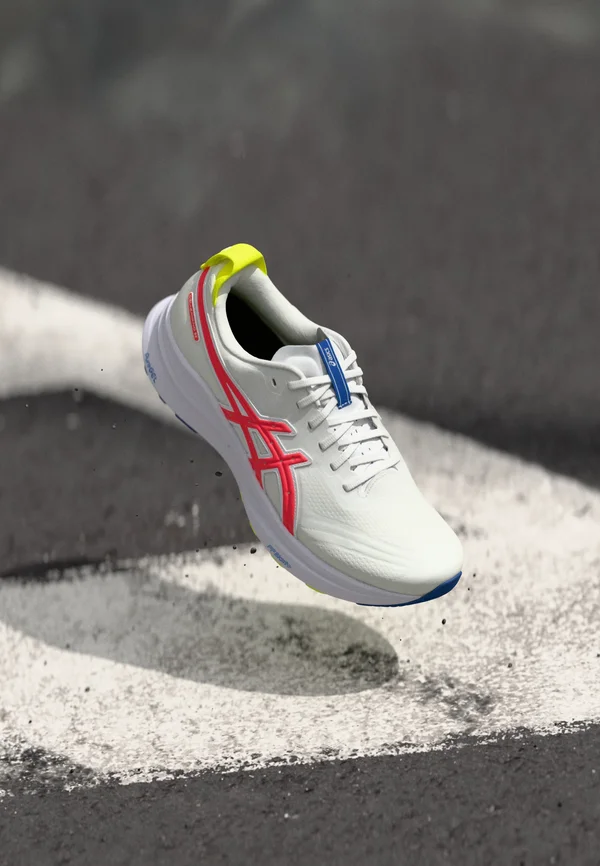 GEL KAYANO 32 ATC - Laufschuh Straße - white/flash coral